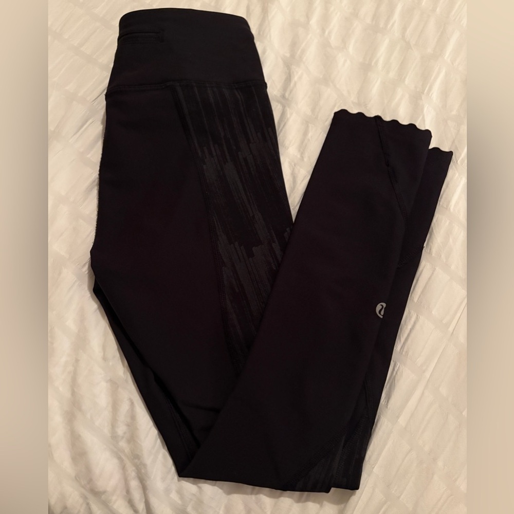Black Lululemon leggings! Size 2